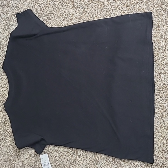 Hello Kitty And FriendsBlack Short Sleeve Tee Vibrant Graphic Design - Picture 4 of 5